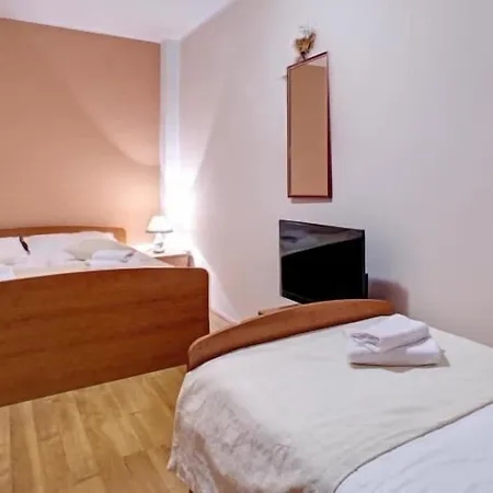Skradinski Buk Hotel