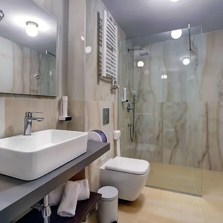 Hotel Skradinski Buk 3*