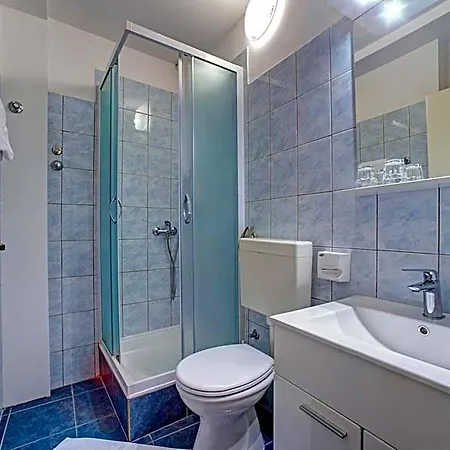 Skradinski Buk 3*