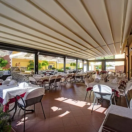 Hotel Skradinski Buk 3*