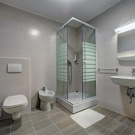 ホテル Skradinski Buk 3*