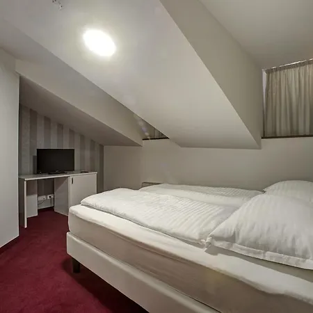 Hotel Skradinski Buk 3*