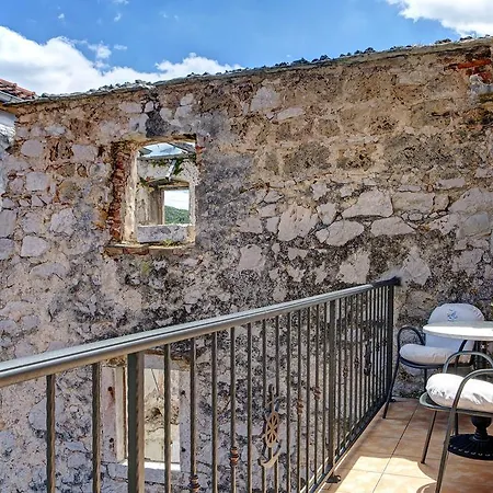 Skradinski Buk Hotel