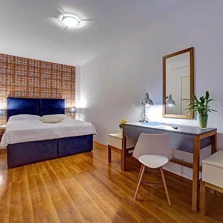 Skradinski Buk Szálloda 3*