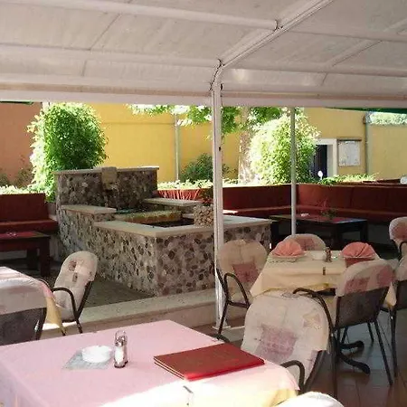 Skradinski Buk Hotel