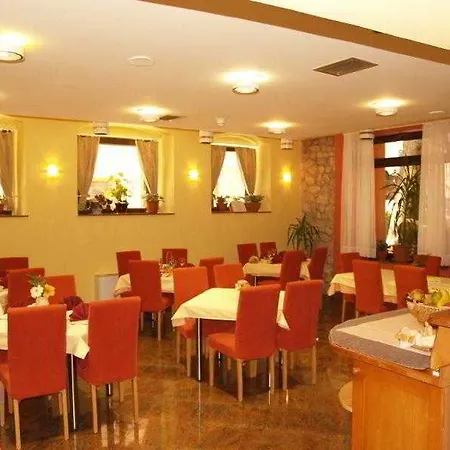 Skradinski Buk Hotel