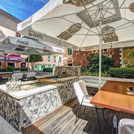 Skradinski Buk 3* Skradin