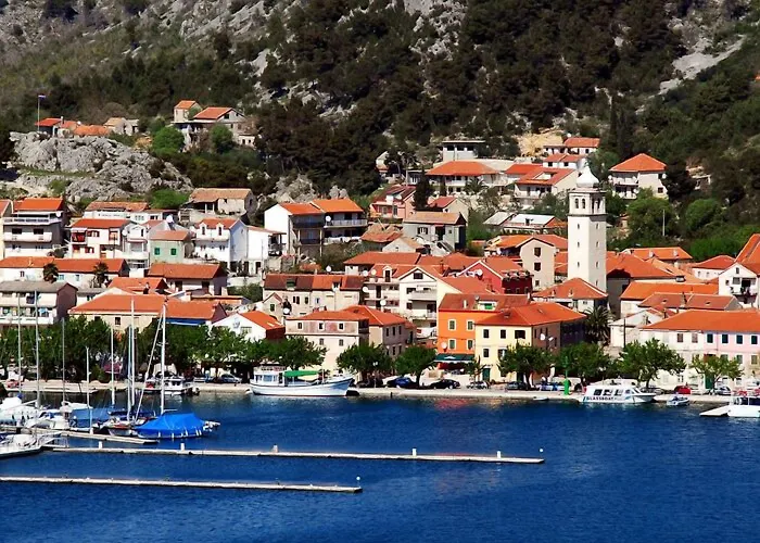 Skradinski Buk Hotel