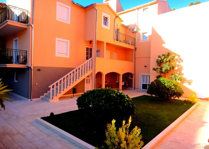 Skradinski Buk 3* Skradin