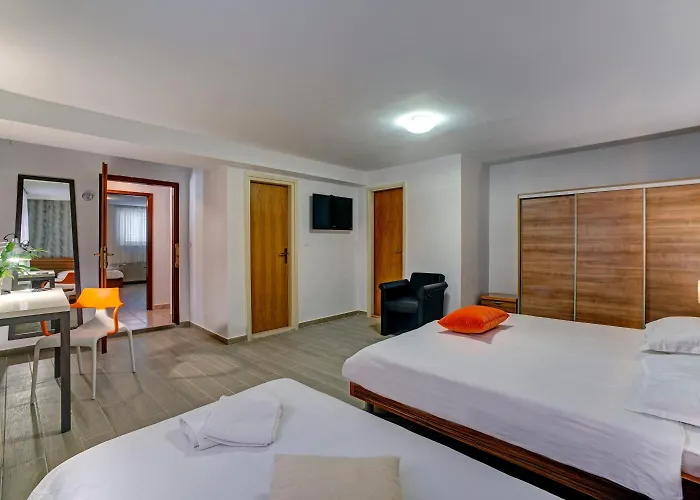 Skradinski Buk 3* Skradin