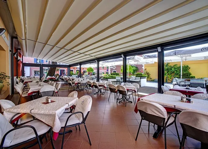 Hotel Skradinski Buk 3*