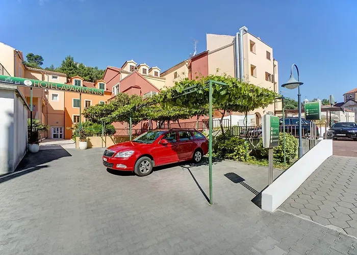 Skradinski Buk Szálloda 3*