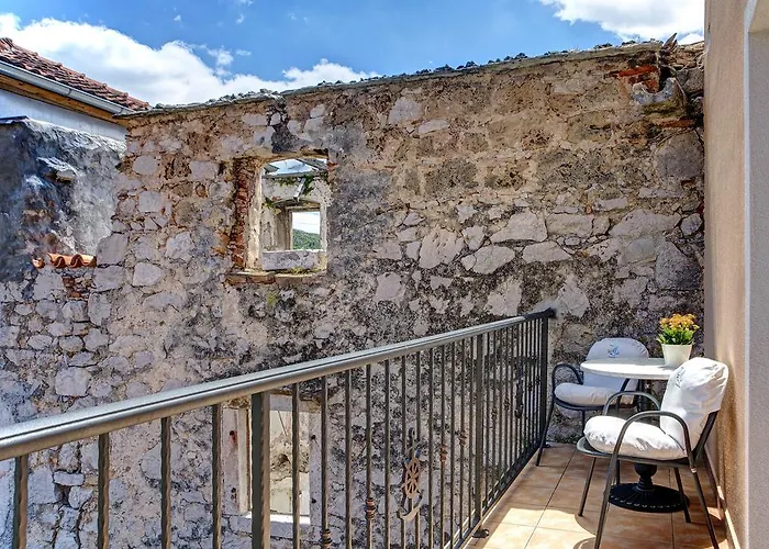 Skradinski Buk Hotel