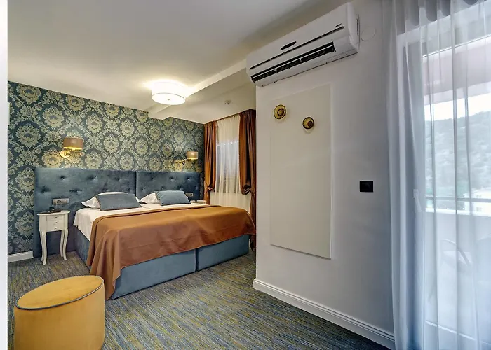 Skradinski Buk 3* Skradin