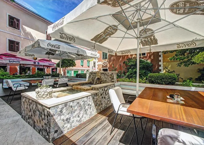 Skradinski Buk 3* Skradin